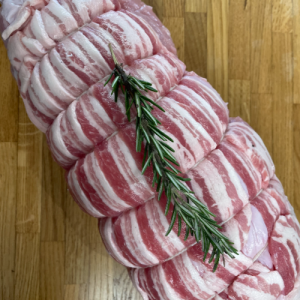 BONELESS ROLLED TURKEY BREAST WRAPPED IN STREAKY BACON